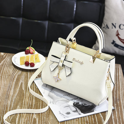 Black OU Leather Women's Shoulder Bag